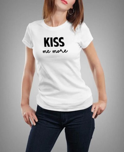 T-shirt femme Kiss me more